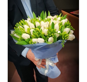 Букет ,,Бяла прелест"